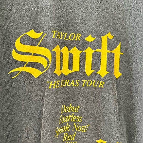 Eras tour tee - Picture 4 of 5